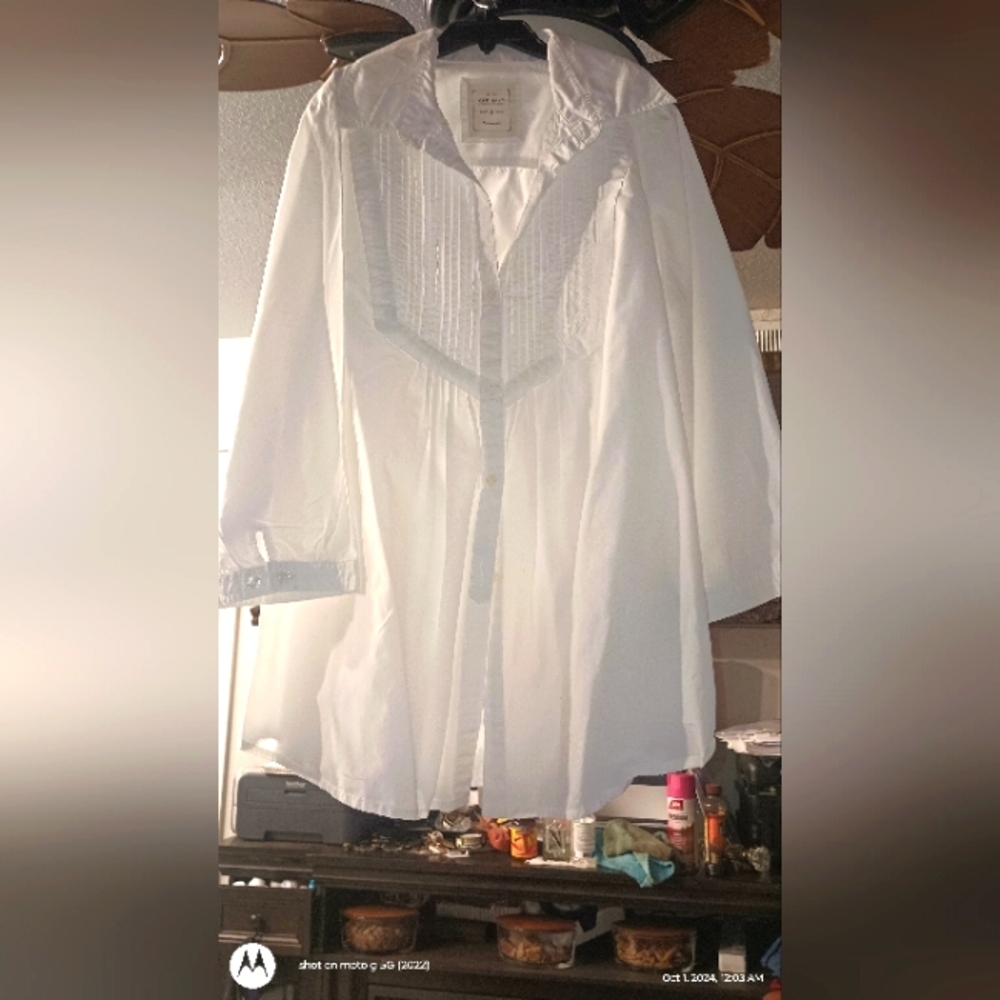 Old navy blouse